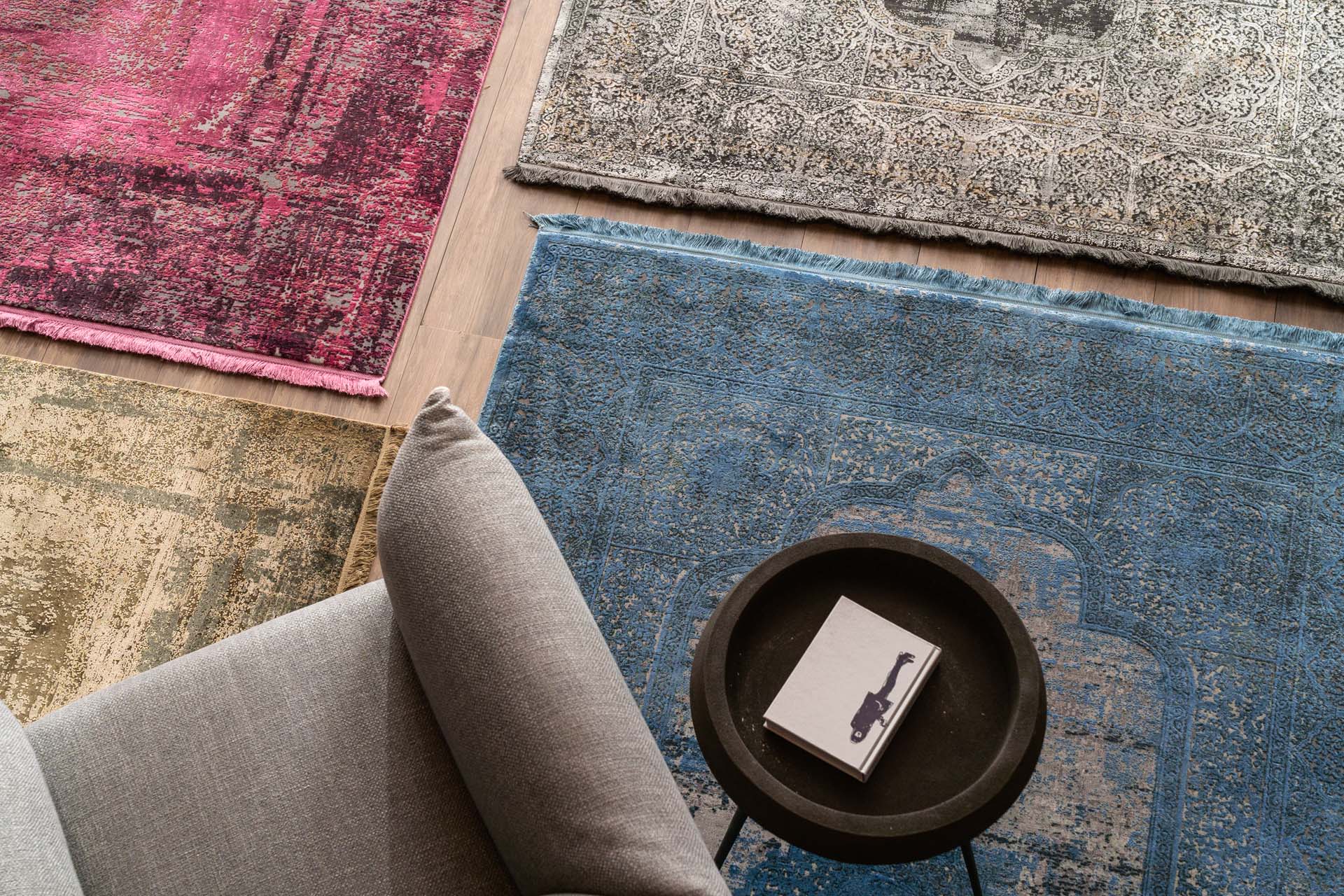 Κατάλογος Μοναδικών Χειροποίητων Χαλιών - Royal Carpet