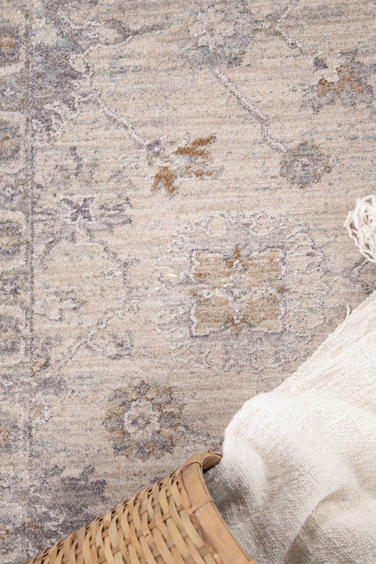 Κλασικό Χαλί Tabriz 662 L. Grey - Royal Carpet
