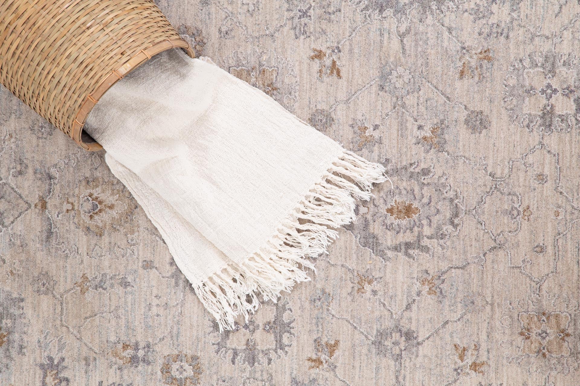 Κλασικό Χαλί Tabriz 662 L. Grey - Royal Carpet