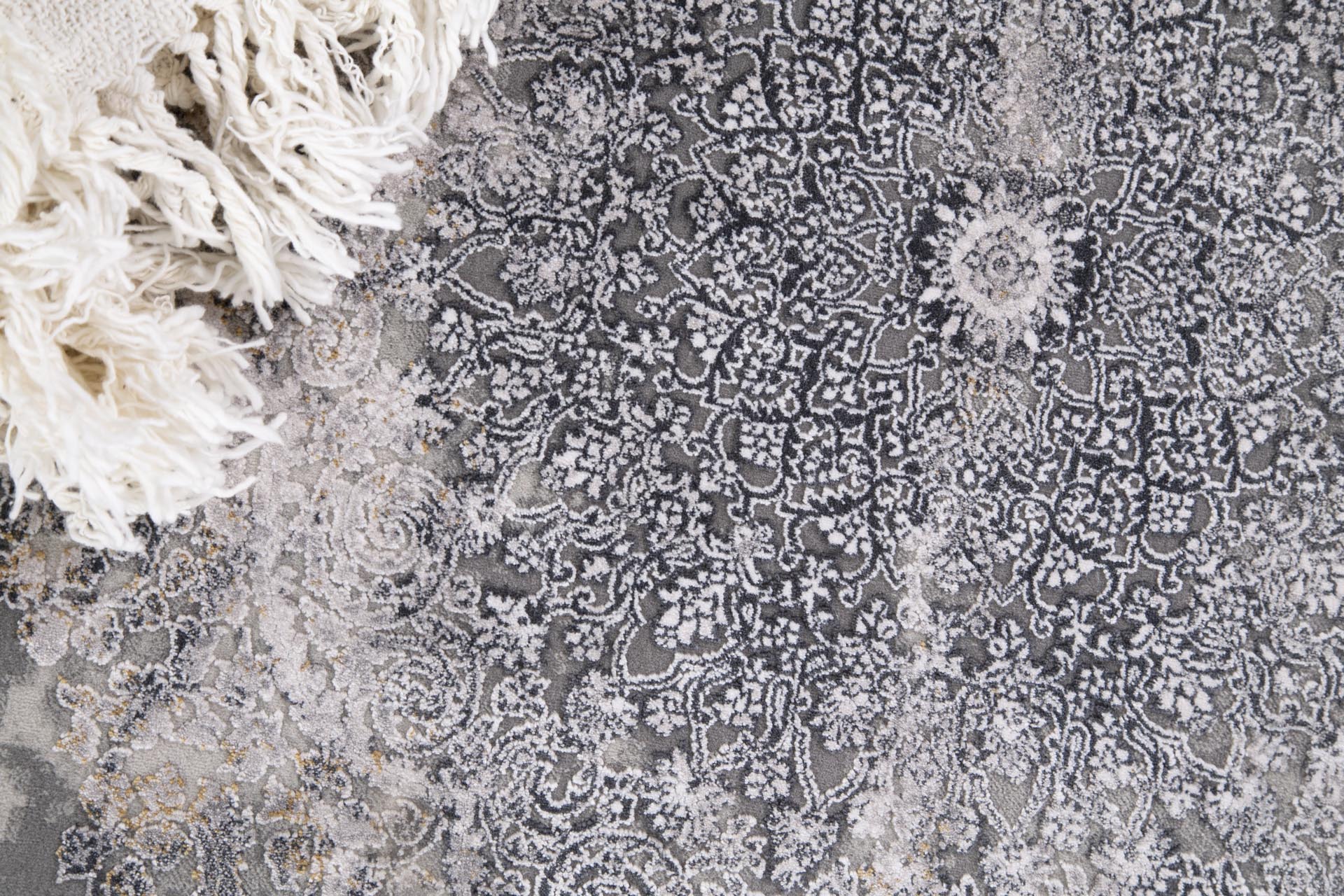 Μοντέρνο Χαλί Bamboo Silk 5988C L. Grey Anthracite - Royal Carpet