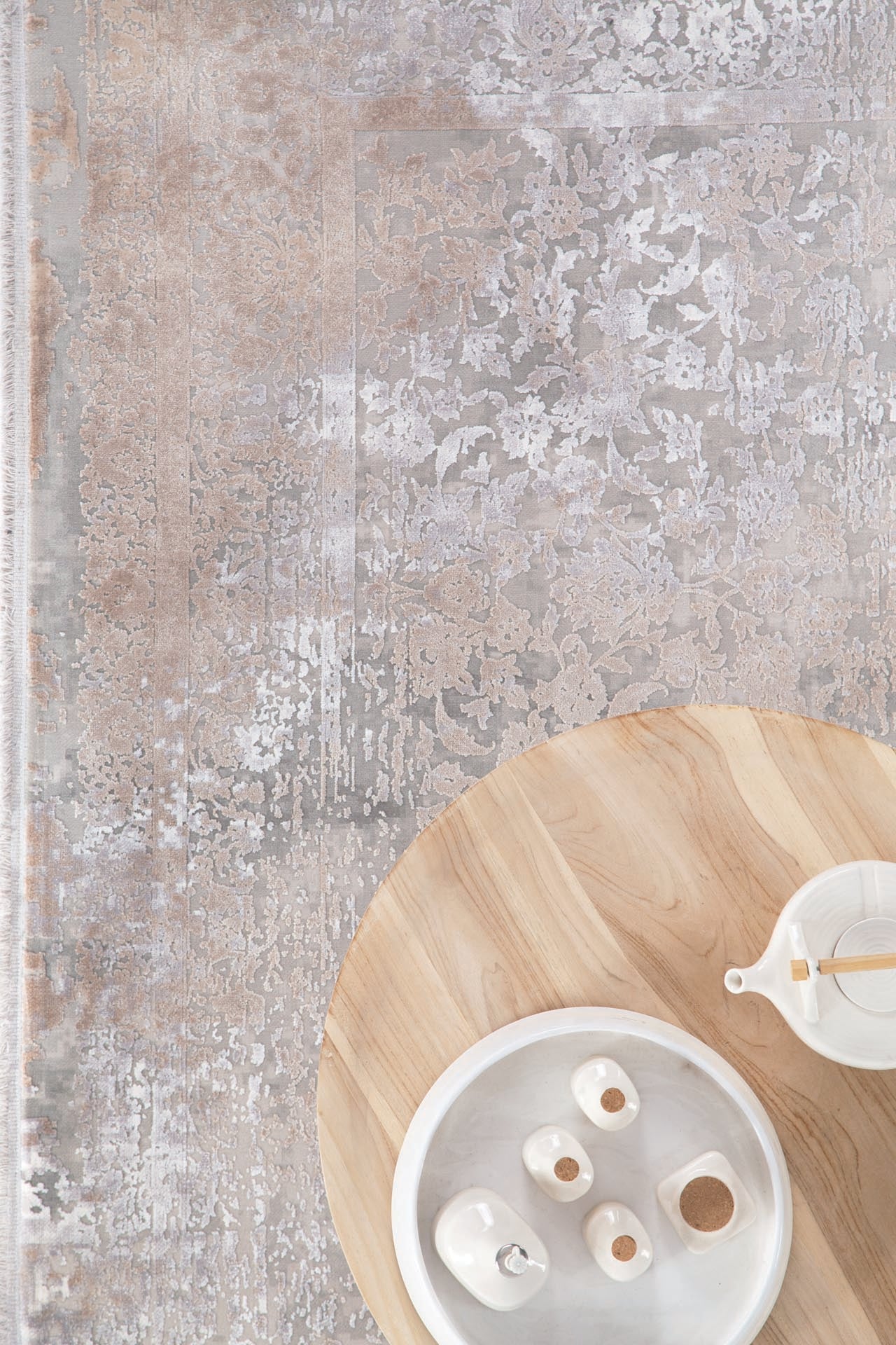 Μοντέρνο Χαλί Bamboo Silk 8097A L. Grey D. Beige - Royal Carpet