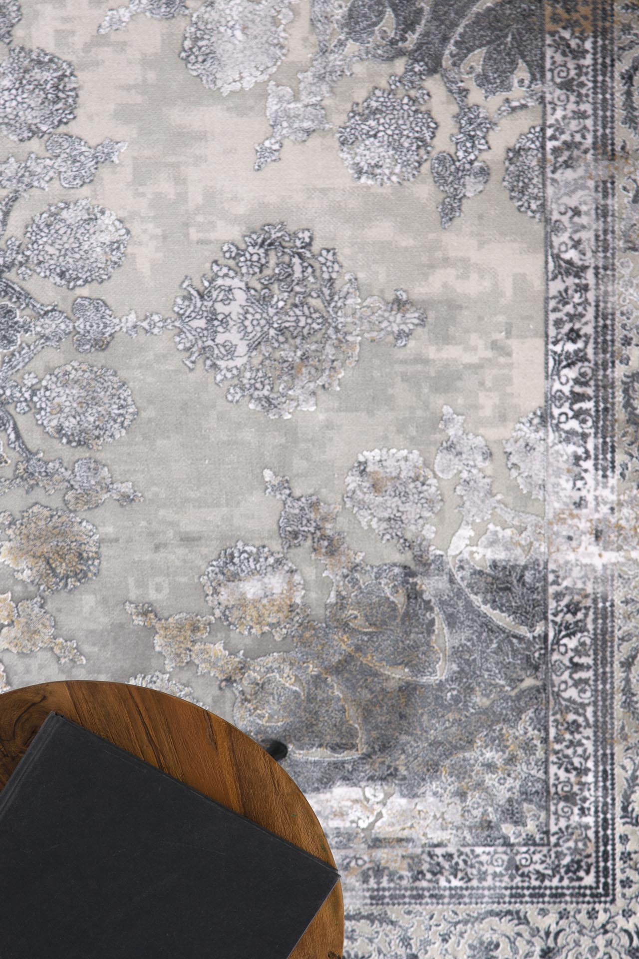 Μοντέρνο Χαλί Bamboo Silk 8098A L. Grey Anthracite - Royal Carpet