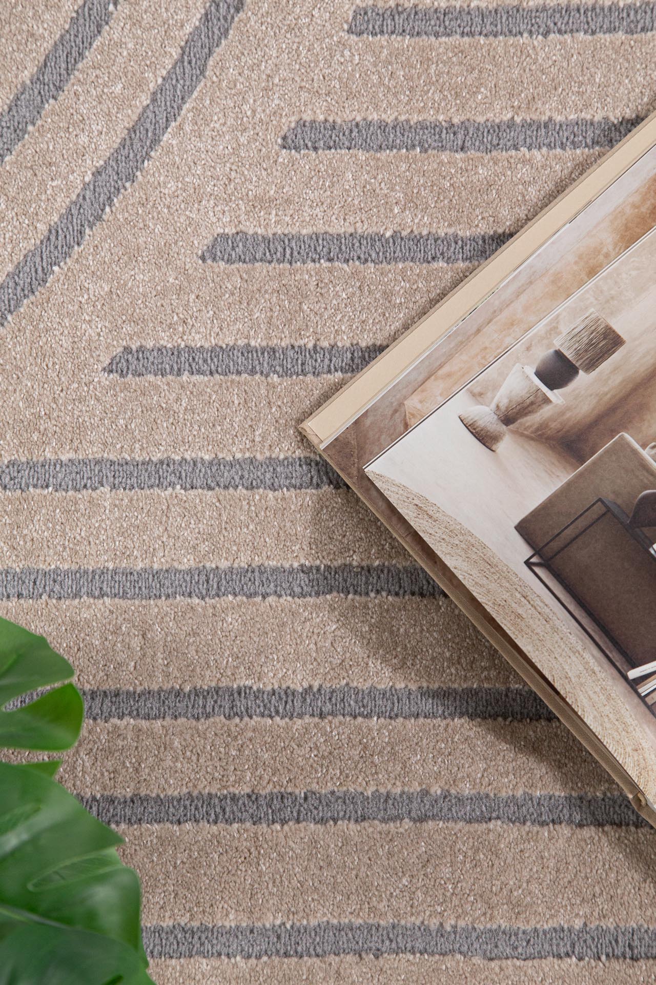 Μοντέρνο Χαλί Organic 565 Beige - Royal Carpet