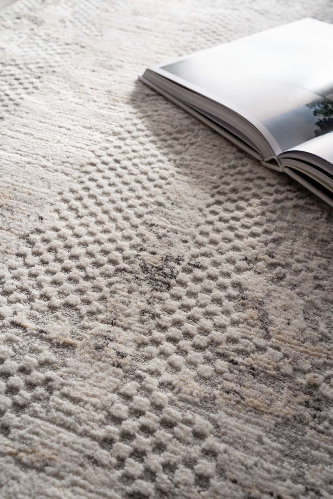 Μοντερνο Χαλι Silky 29F L. Beige - Royal Carpet