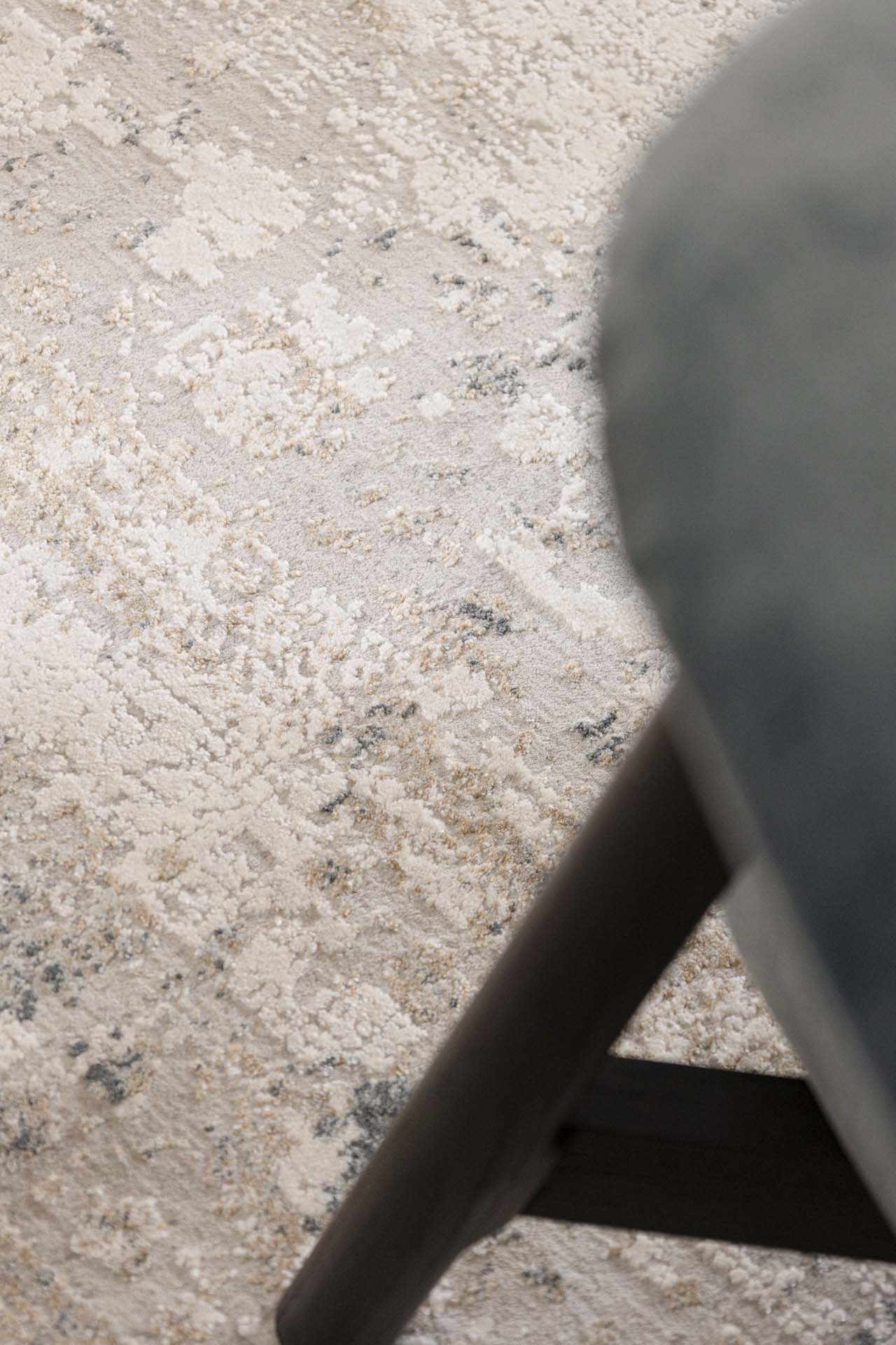 Μοντερνο Χαλι Silky 18C L. Beige - Royal Carpet