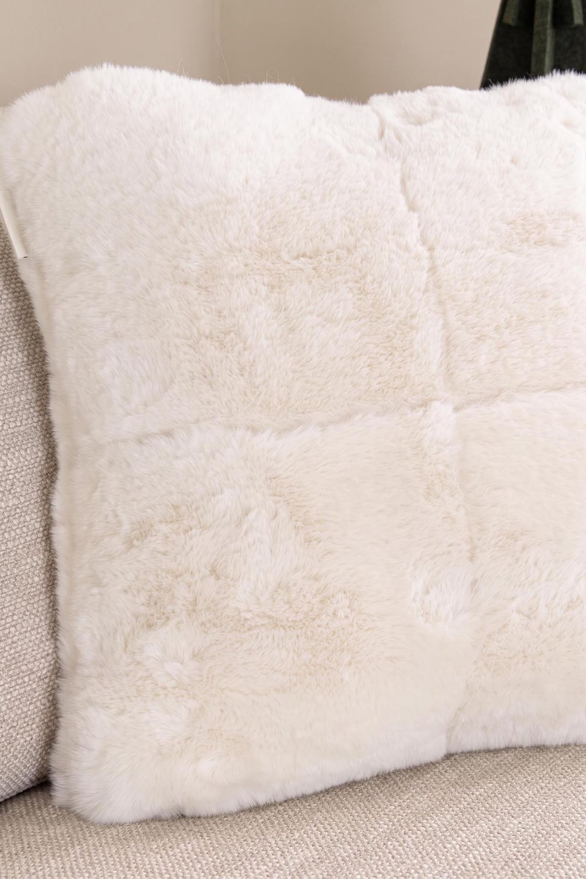 ows.1060008 Διακοσμητική Μαξιλαροθήκη Pad Γούνινο Faux Fur (45x45) - Royal Carpet