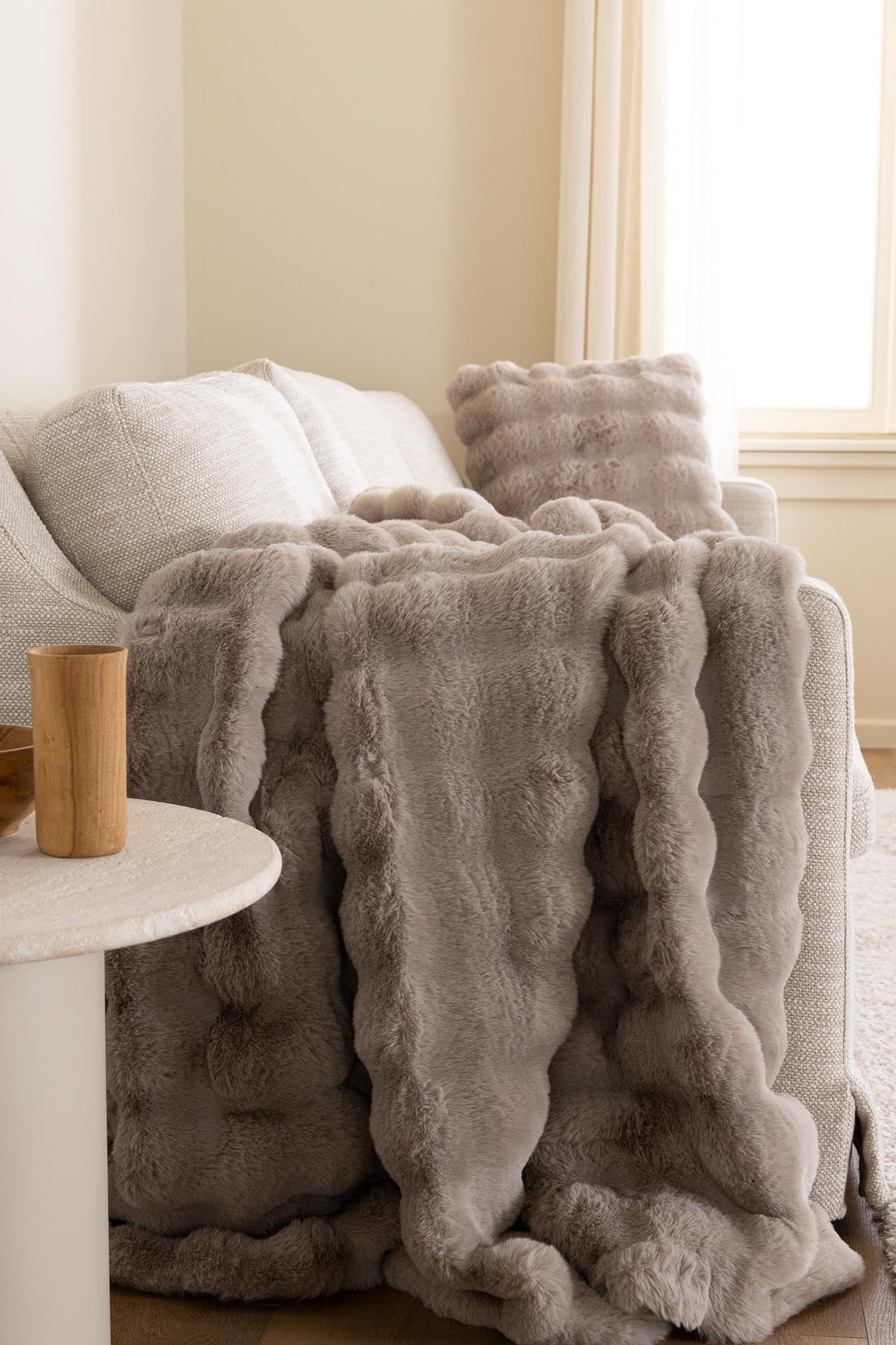 ows.1060018 Ριχτάρι Πολυθρόνας Cosy Γούνινο Faux Fur (130x170) - Royal Carpet